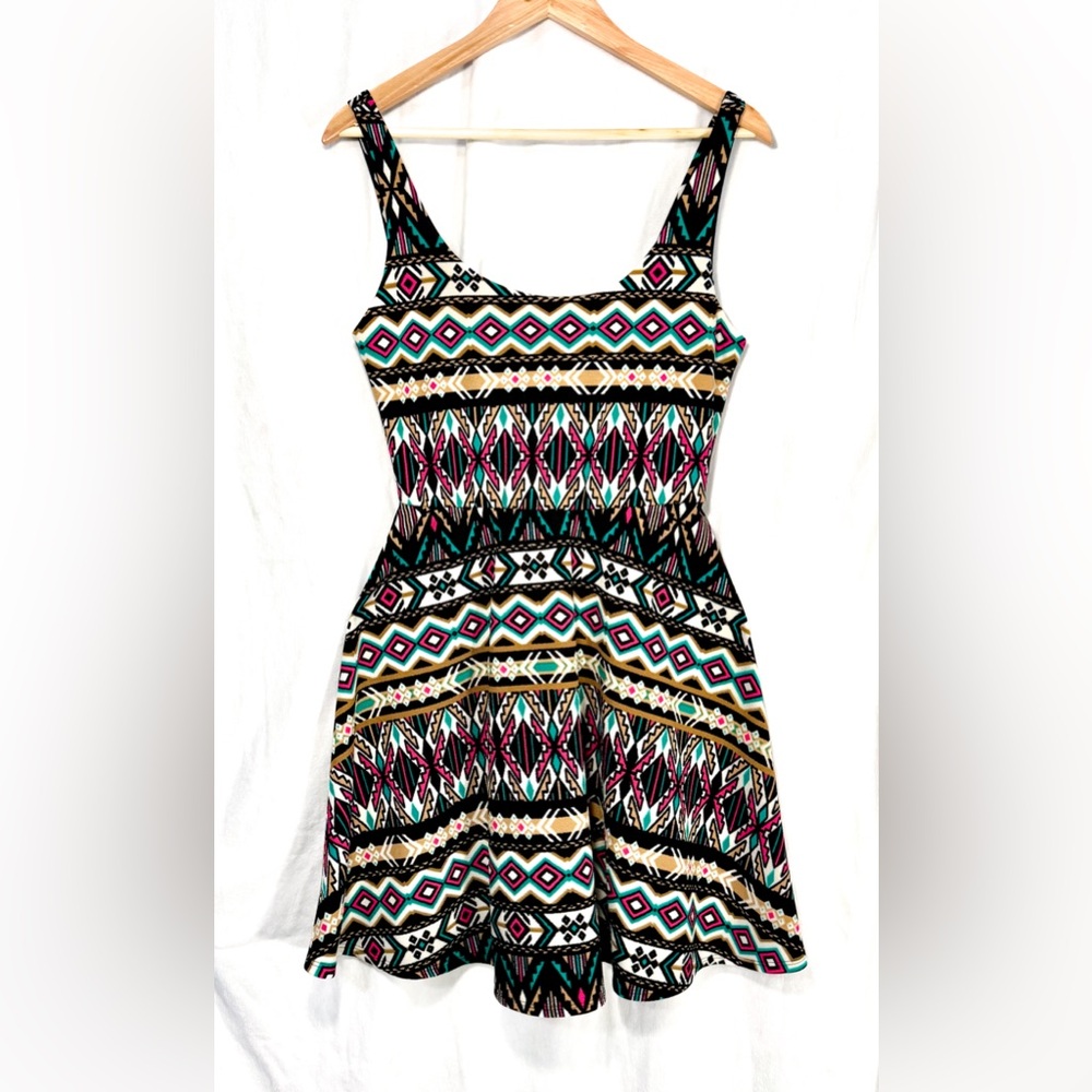 Alya Dress
